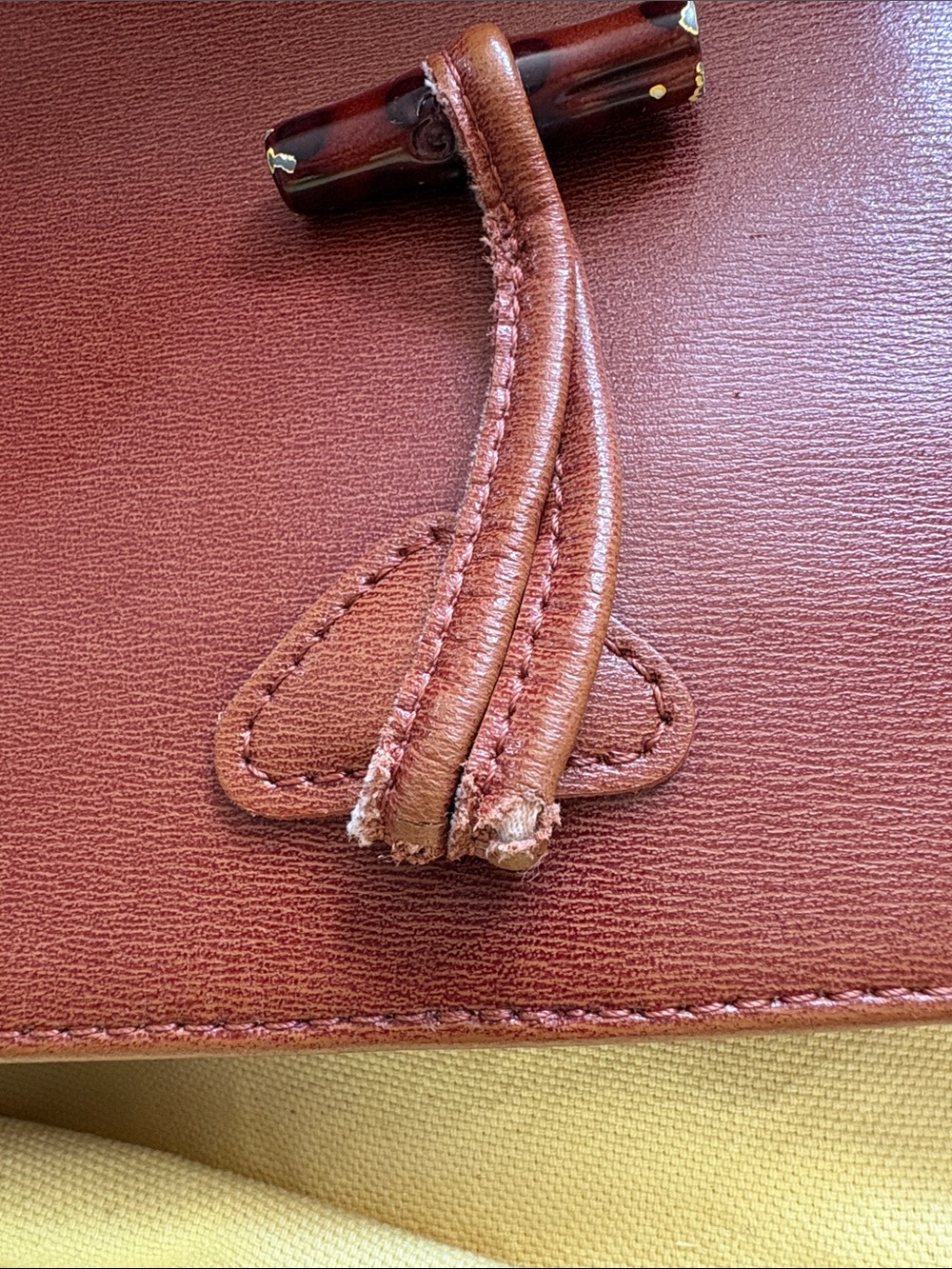 Longchamp Vintage Roseau Cognac Leather Shoulder Bag with Toggle Closure - Picture 7 of 7